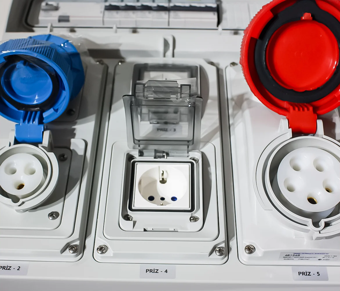 ELEKTRİK GÜÇ PRİZLERİ ve BESLEME SİSTEMLERİ